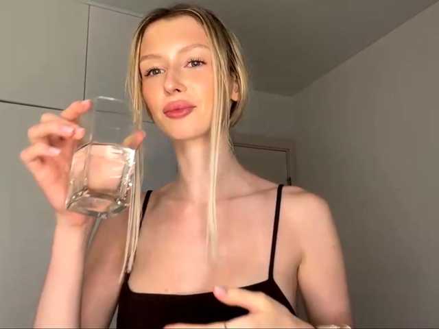 DelsieBrozell live cam on BongaCams
