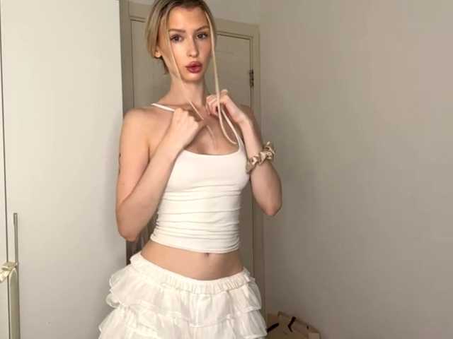 DelsieBrozell live cam on BongaCams