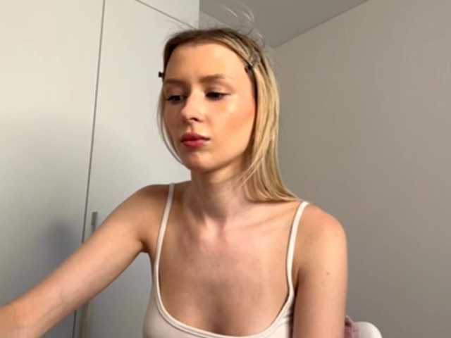 DelsieBrozell live cam on BongaCams
