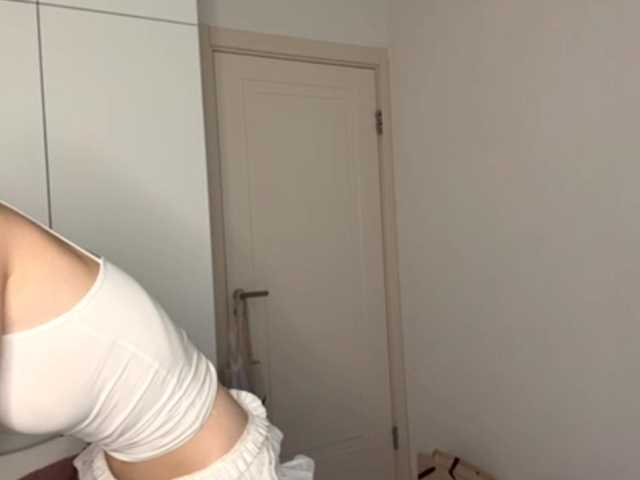 DelsieBrozell live cam on BongaCams