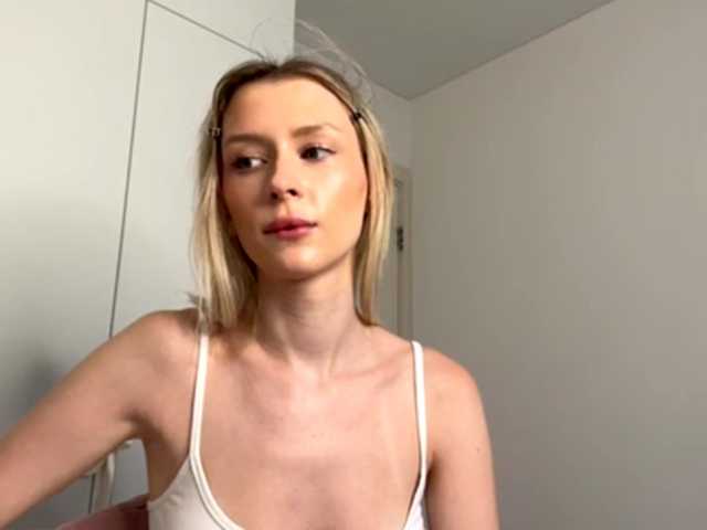 DelsieBrozell live cam on BongaCams