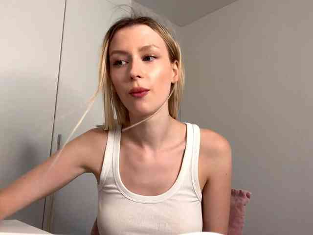 DelsieBrozell webcam