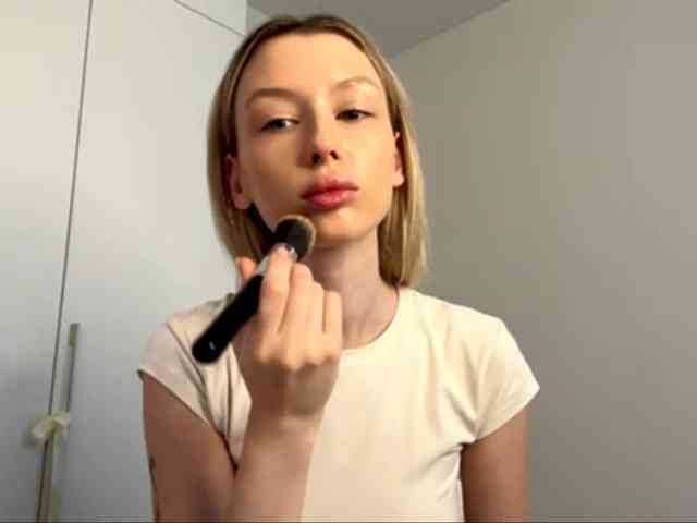 DelsieBrozell webcam