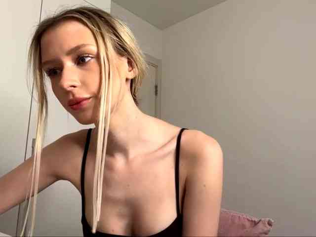 DelsieBrozell webcam
