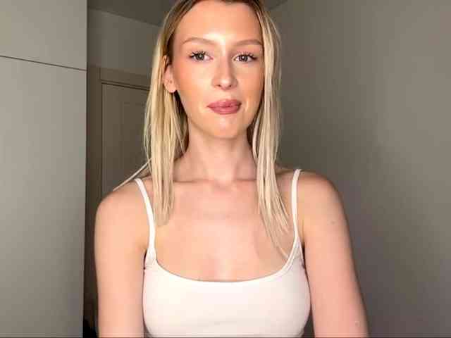 DelsieBrozell webcam