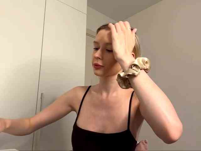 DelsieBrozell webcam