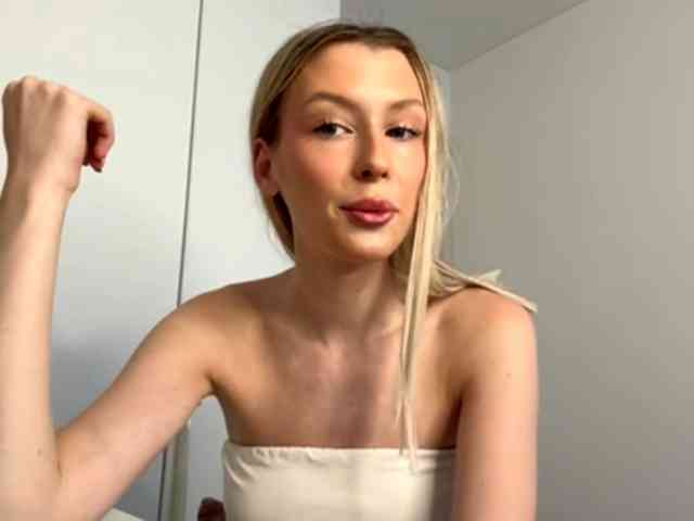 DelsieBrozell webcam