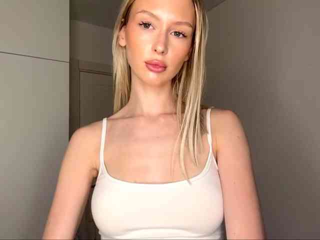 DelsieBrozell webcam