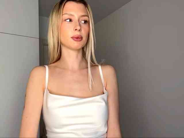 Modelo: DelsieBrozell