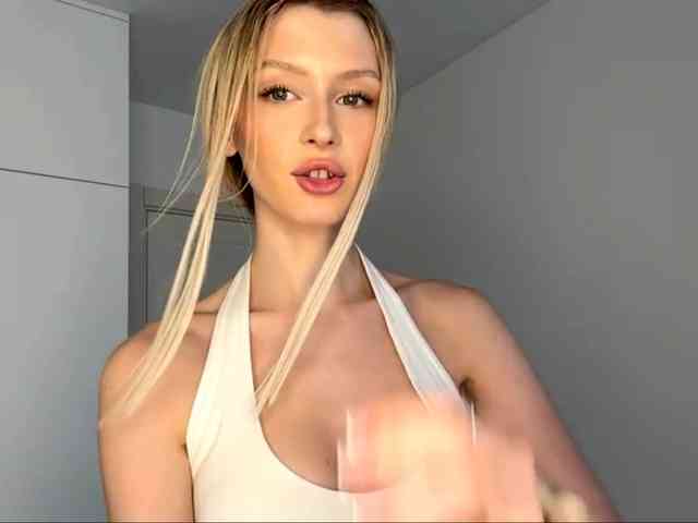 Modelo: DelsieBrozell