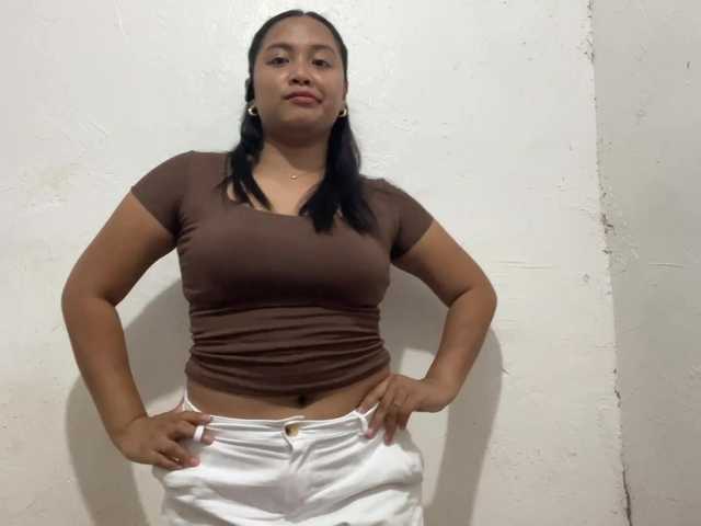 DivinaStuhr live cam on BongaCams