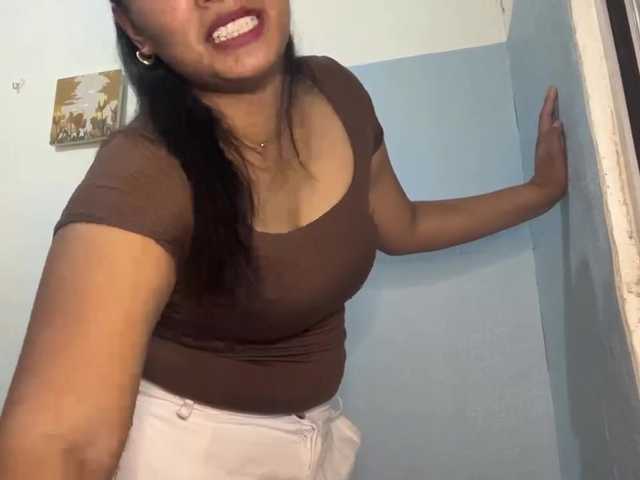 DivinaStuhr live cam on BongaCams