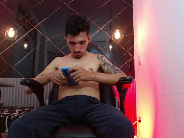 DylanAnderson1 live webcam show