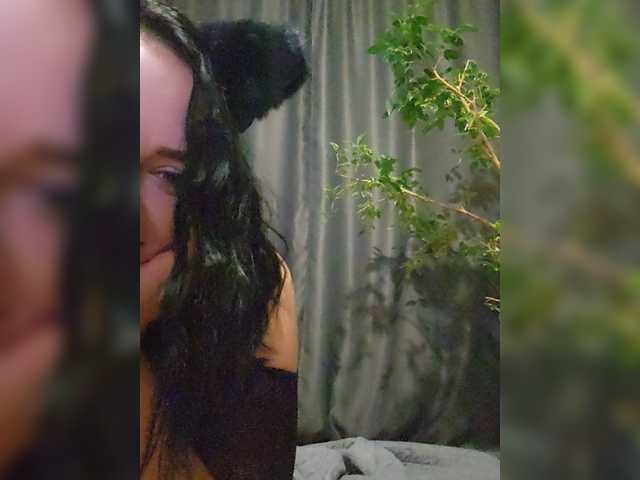 Kira199777 live webcam show