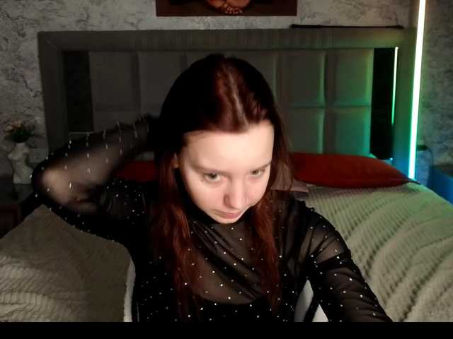 lolytaberryy live cam preview