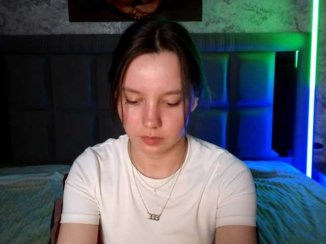 lolytaberryy live cam on BongaCams