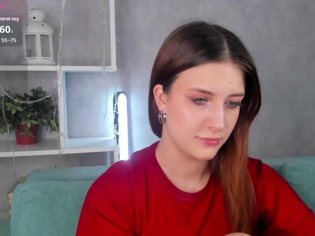 Lisa-Allison live cam on BongaCams