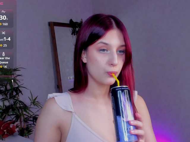 Lisa-Allison live cam on BongaCams