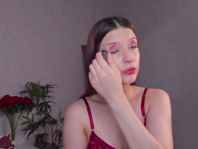 Lisa-Allison live cam on BongaCams