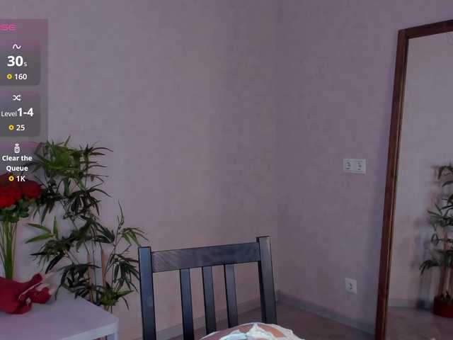 Lisa-Allison live cam on BongaCams