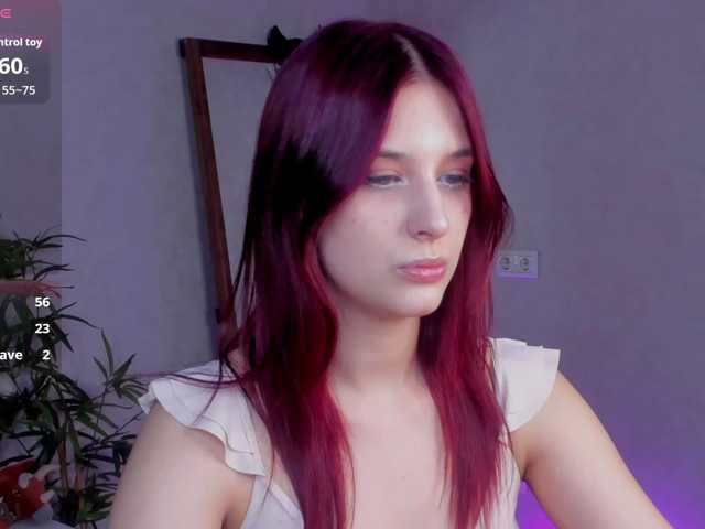 Lisa-Allison live cam on BongaCams