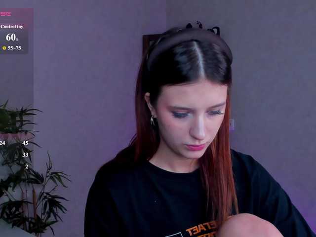 Lisa-Allison live cam on BongaCams