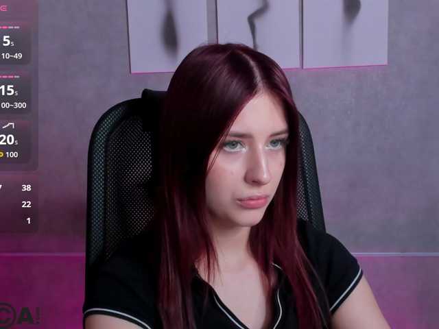 Lisa-Allison live cam on BongaCams