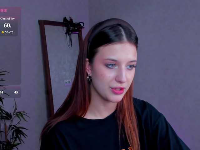 Lisa-Allison live cam on BongaCams