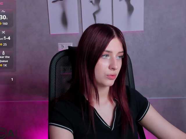 Lisa-Allison live cam on BongaCams