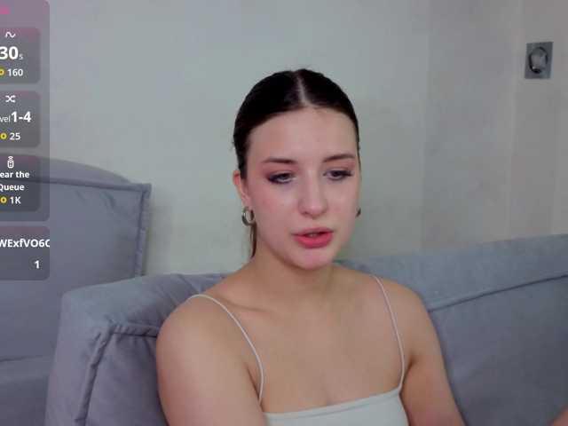 Lisa-Allison live cam on BongaCams