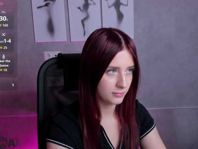 Lisa-Allison live cam on BongaCams