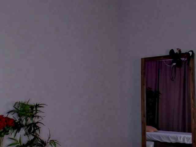 Lisa-Allison webcam