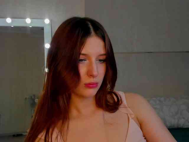 Lisa-Allison webcam