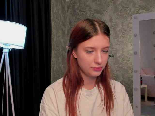 Lisa-Allison webcam