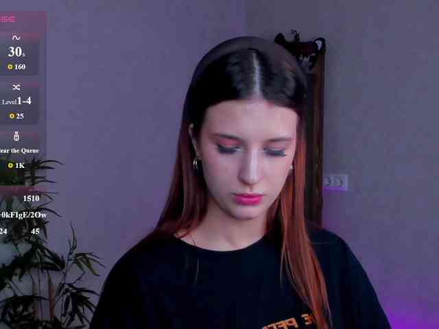 Lisa-Allison webcam