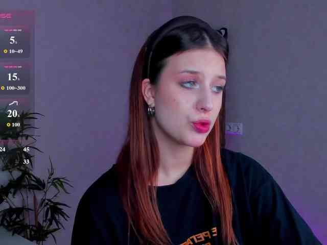 Lisa-Allison webcam