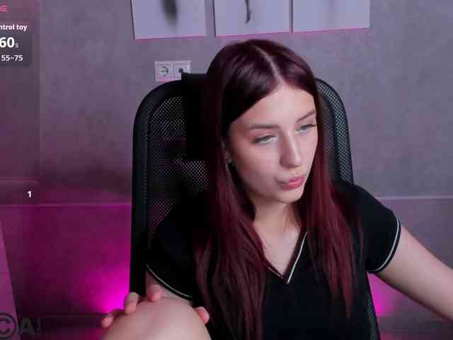 Lisa-Allison webcam