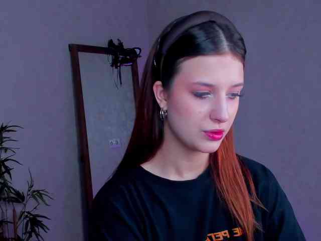 Lisa-Allison webcam