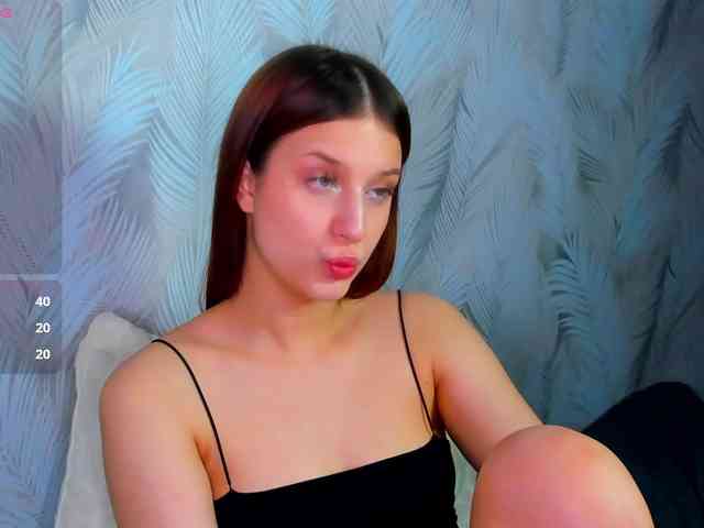 Lisa-Allison webcam