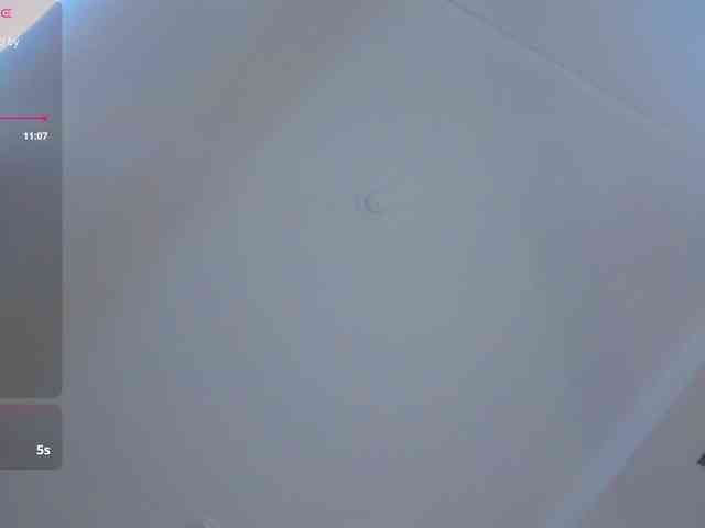 Lisa-Allison webcam