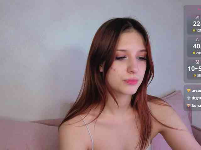Lisa-Allison webcam