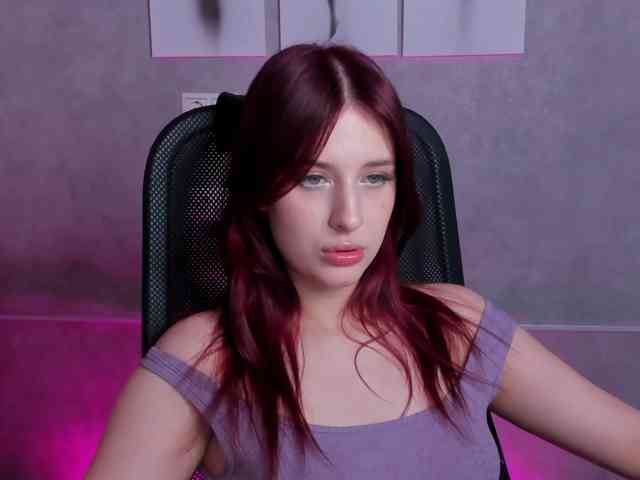 Lisa-Allison webcam