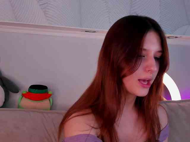 Lisa-Allison webcam