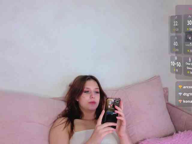Lisa-Allison webcam