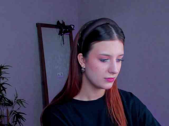 Lisa-Allison webcam