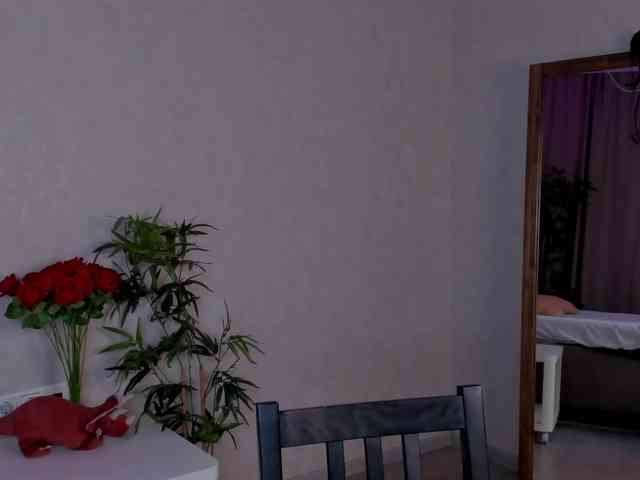 Lisa-Allison webcam