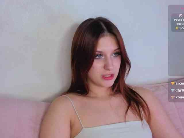 Lisa-Allison webcam