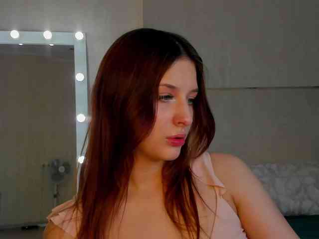 Lisa-Allison webcam