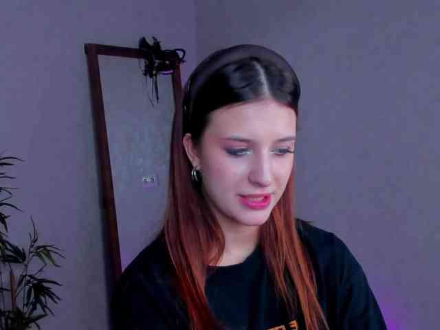 Lisa-Allison webcam