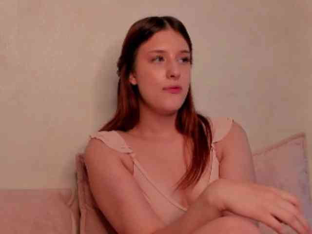 Lisa-Allison webcam